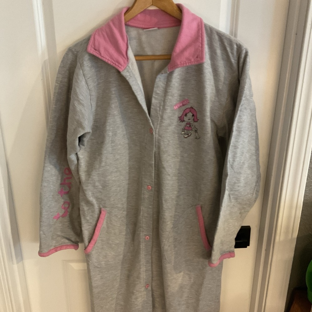 Karelpiu - Button Down Gray and Pink Robe - Ladies Size Medium